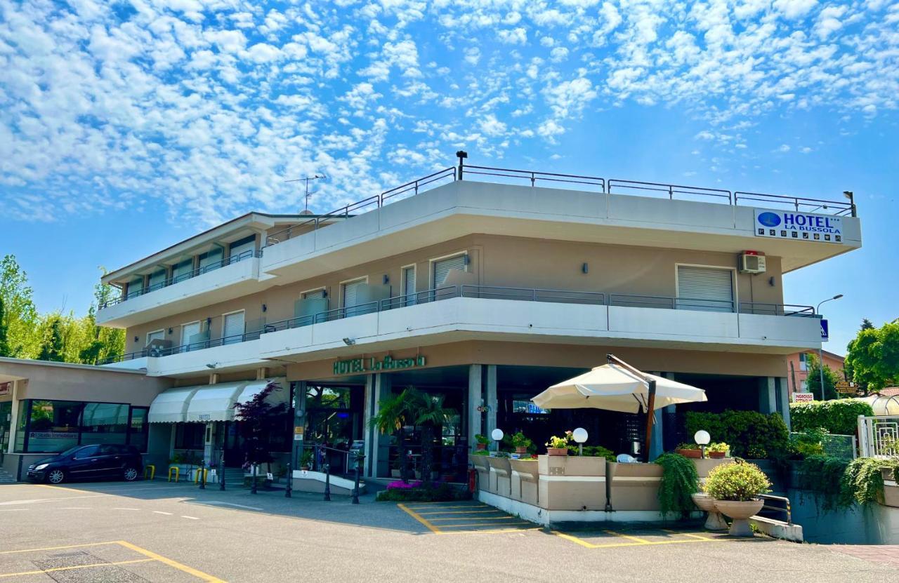Hotel La Bussola Padenghe sul Garda Buitenkant foto