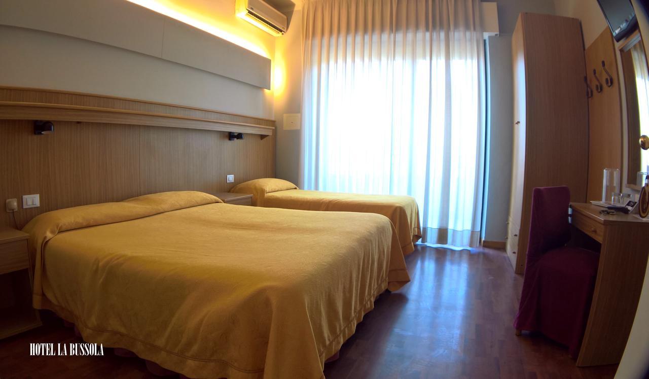 Hotel La Bussola Padenghe sul Garda Buitenkant foto